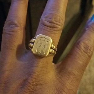 14kt gold mens ring